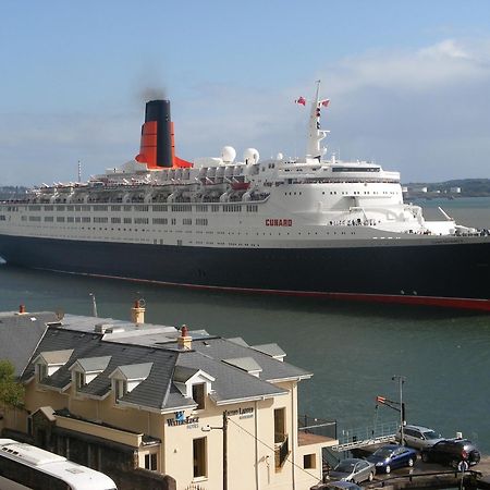 Watersedge Hotel Cobh Exteriér fotografie