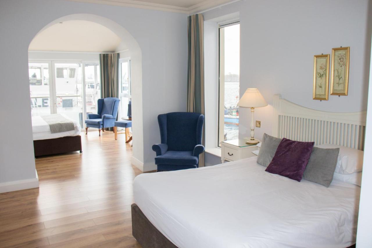 Watersedge Hotel Cobh Exteriér fotografie
